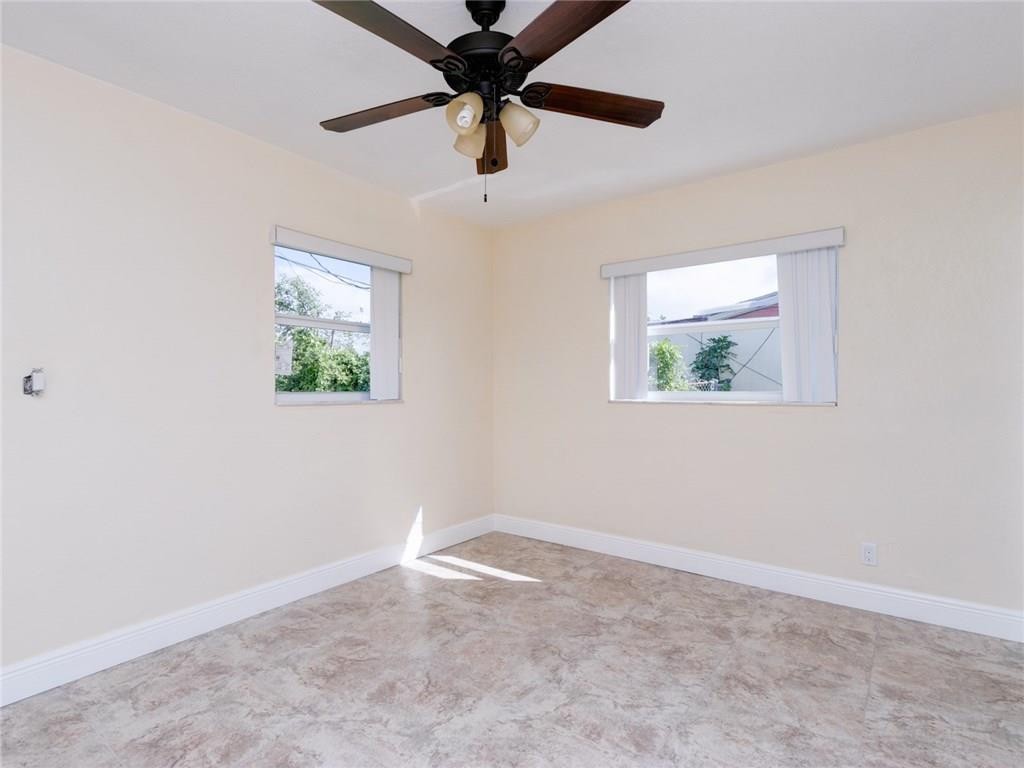 Broadview Country Club Es - Residential