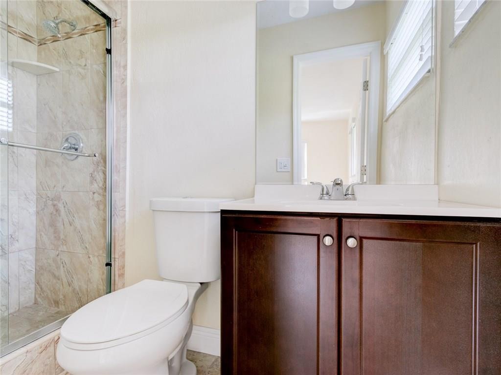 Broadview Country Club Es - Residential