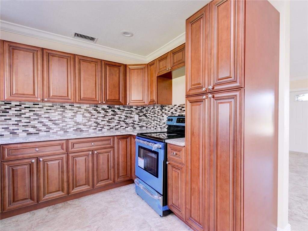 Broadview Country Club Es - Residential
