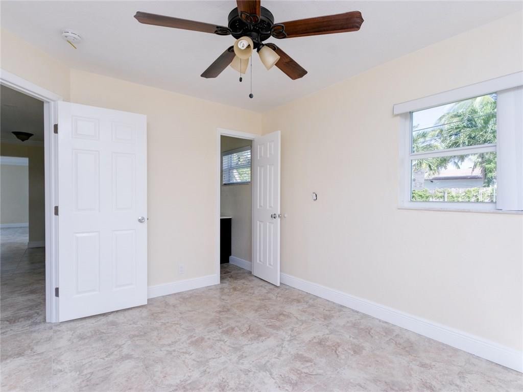 Broadview Country Club Es - Residential