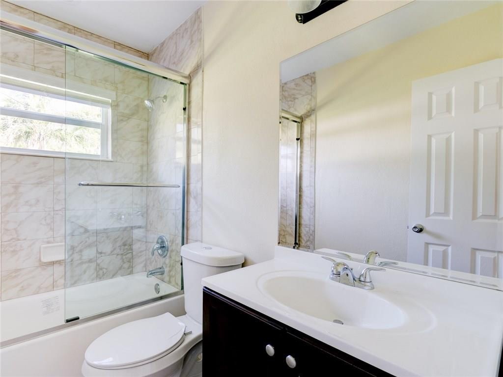 Broadview Country Club Es - Residential