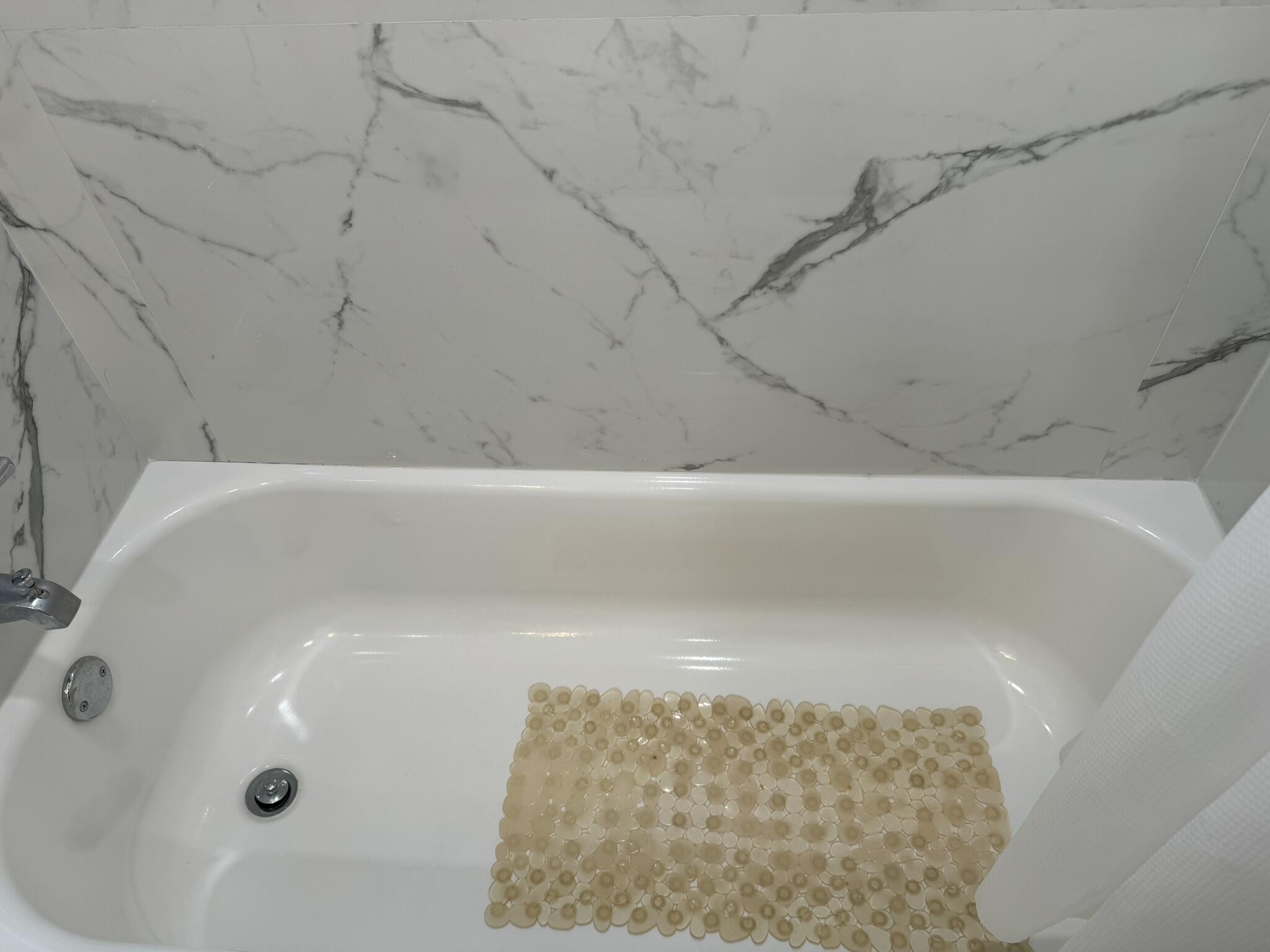 WESTWOOD COMMUNITY 5 - Residential Lease