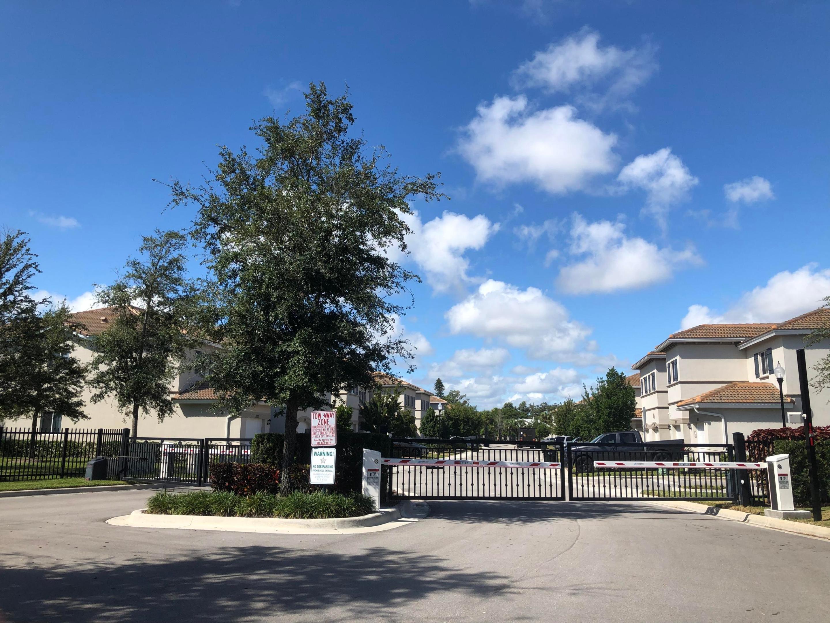 WATERVILLE - Residential