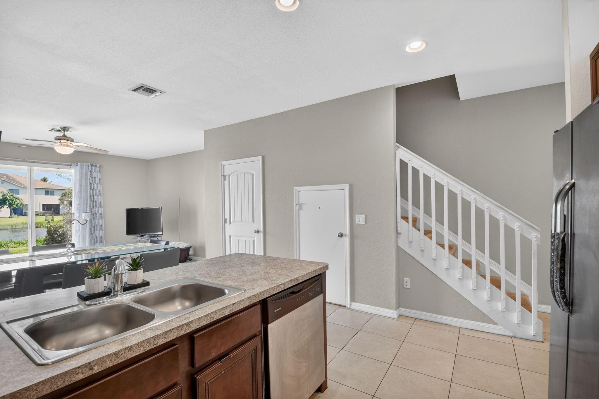 WATERVILLE - Residential