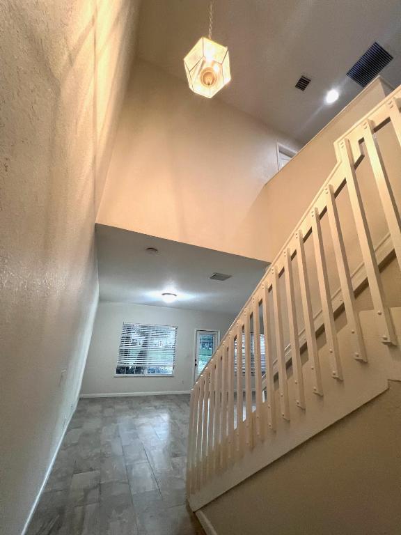 VERONA PALMS - Residential