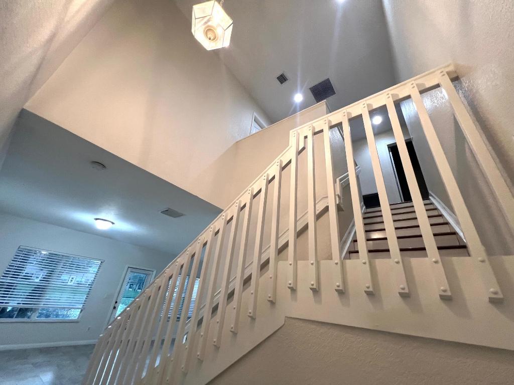 VERONA PALMS - Residential