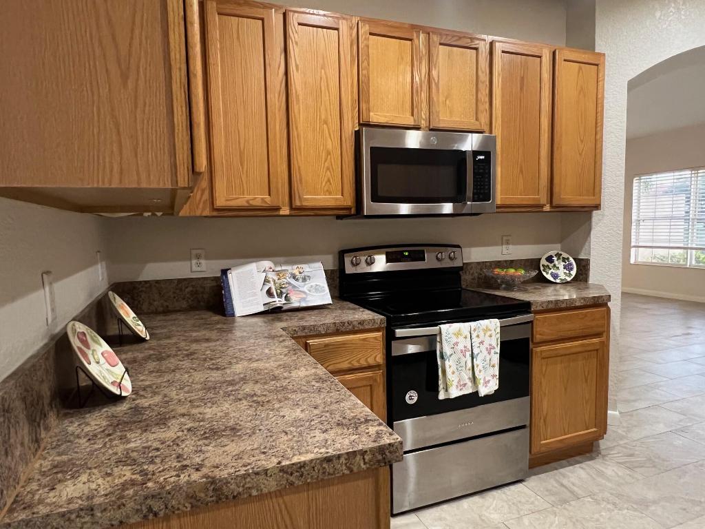 VERONA PALMS - Residential