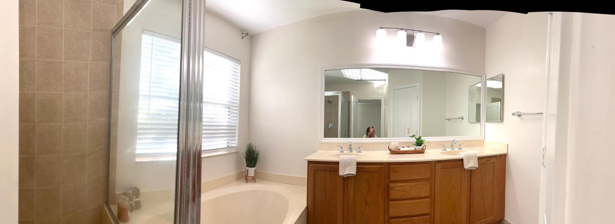 VERONA PALMS - Residential