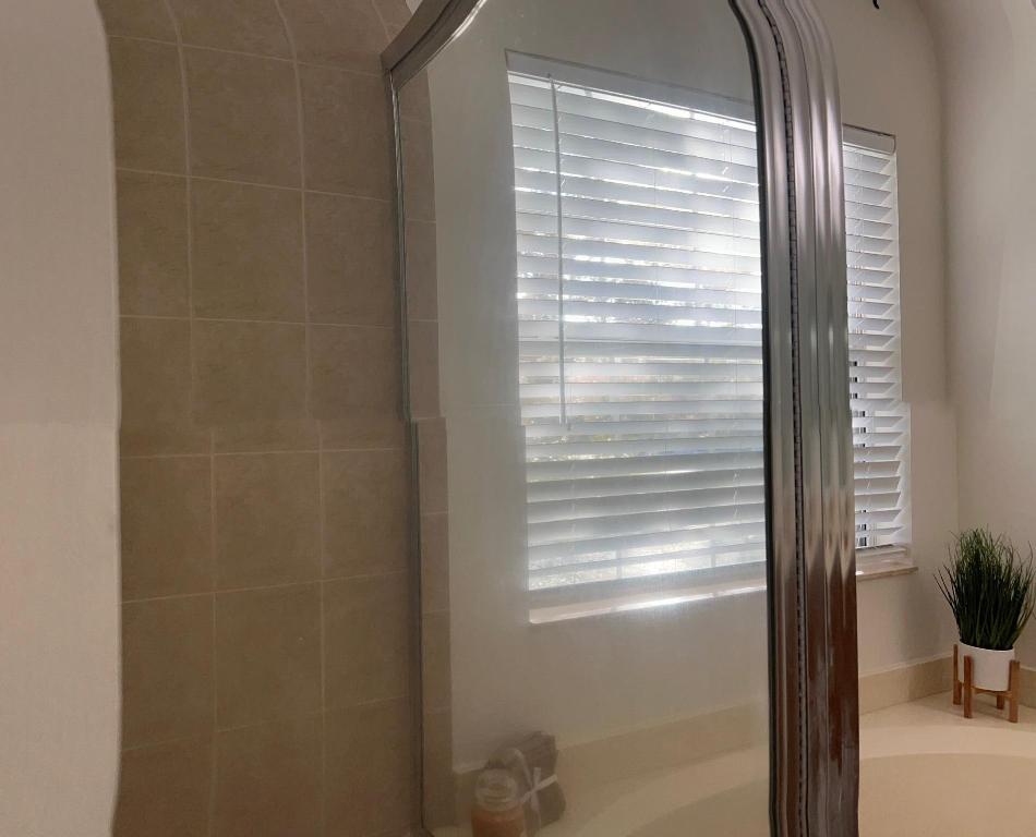 VERONA PALMS - Residential