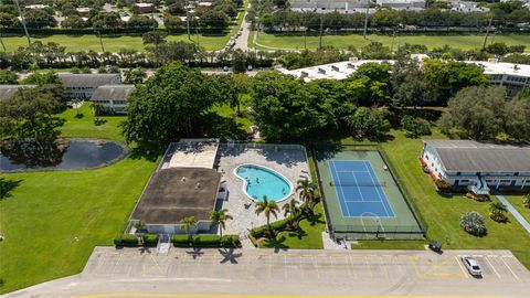 A home in Deerfield Beach