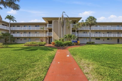 2606 Garden Drive S Lake Worth Beach FL 33461