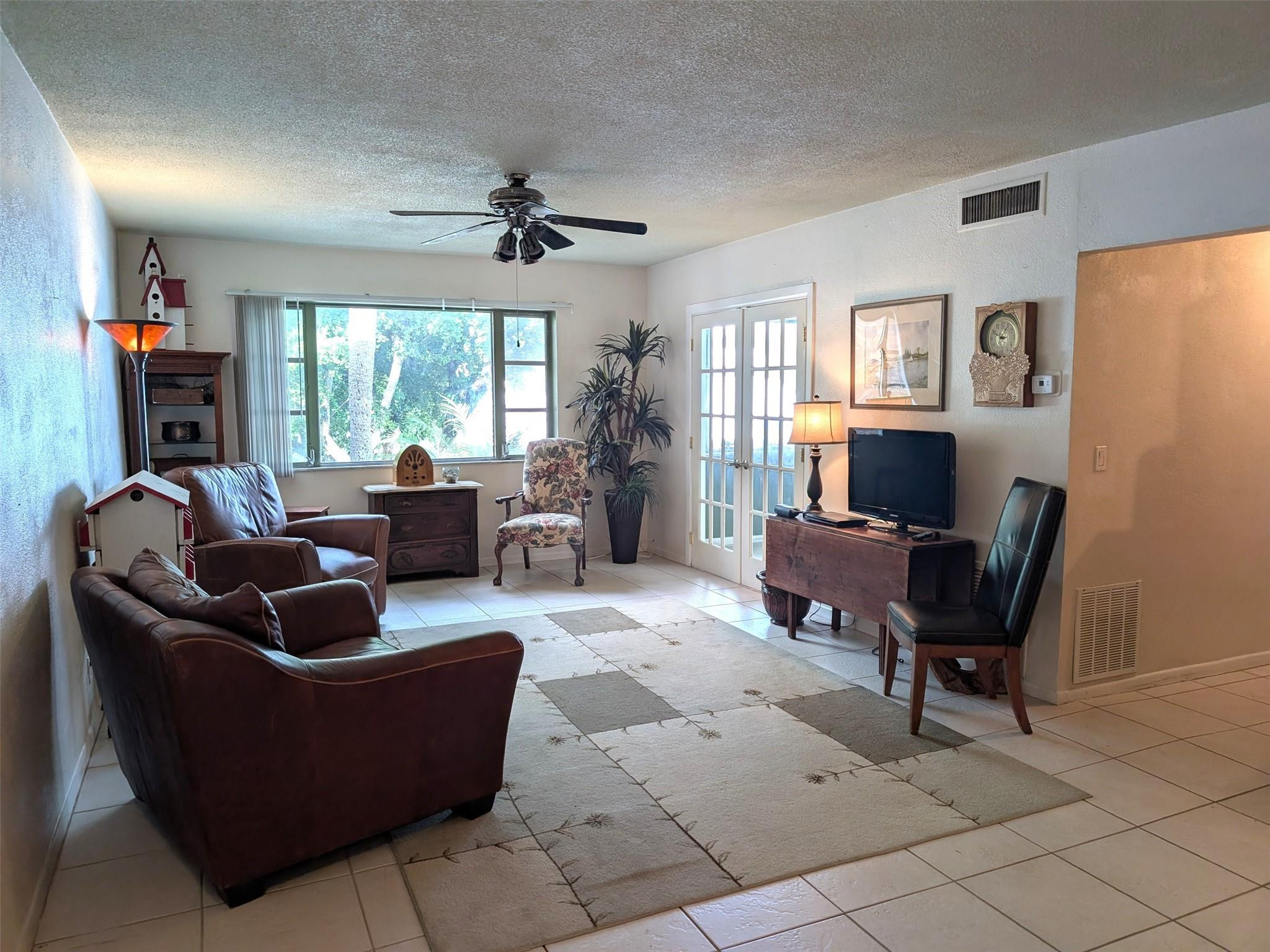 400 S Cypress Road 423