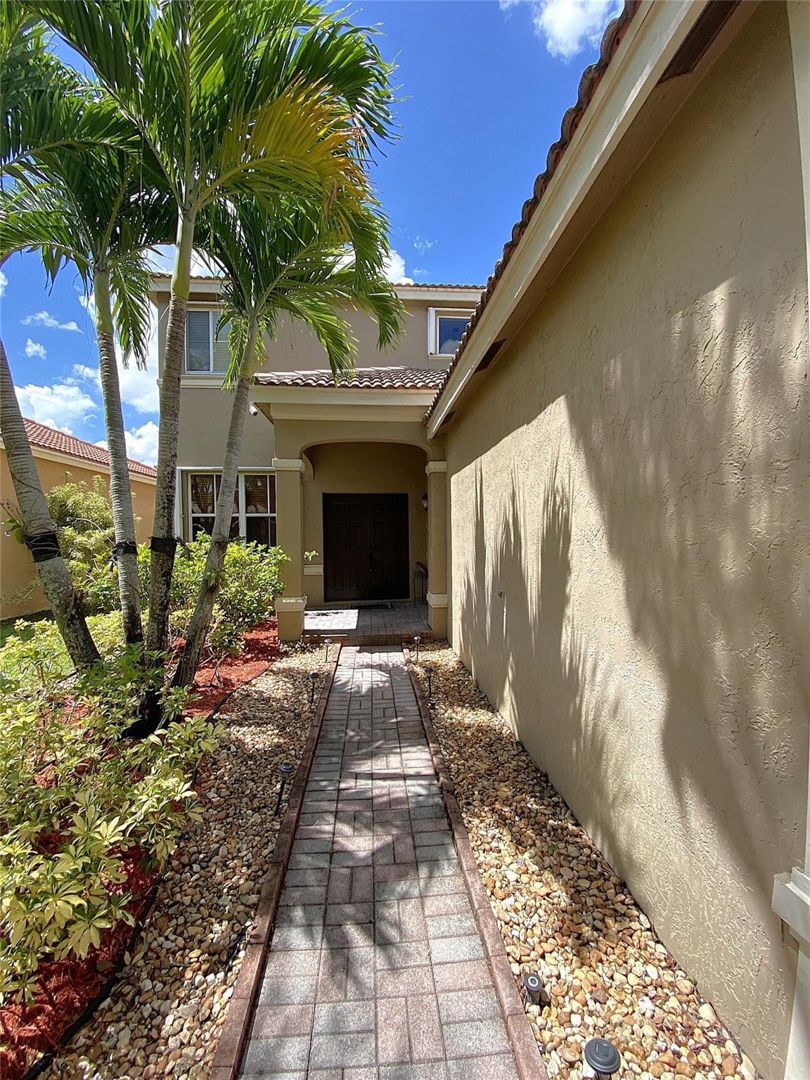 4375 Foxtail Ln