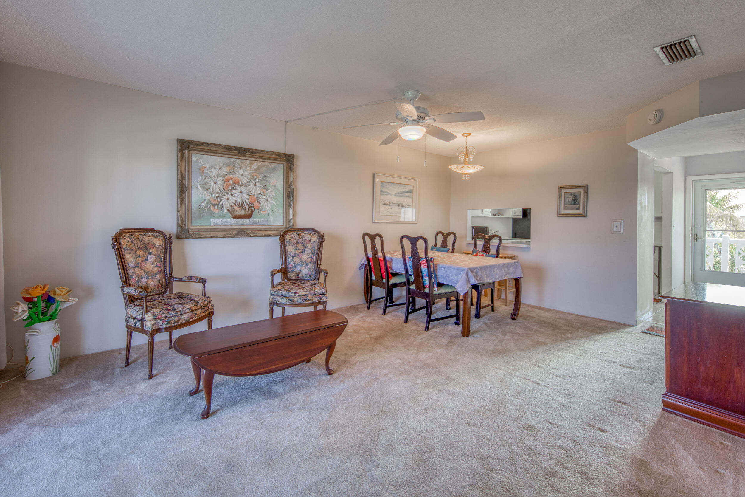 2682 Garden Drive S 301