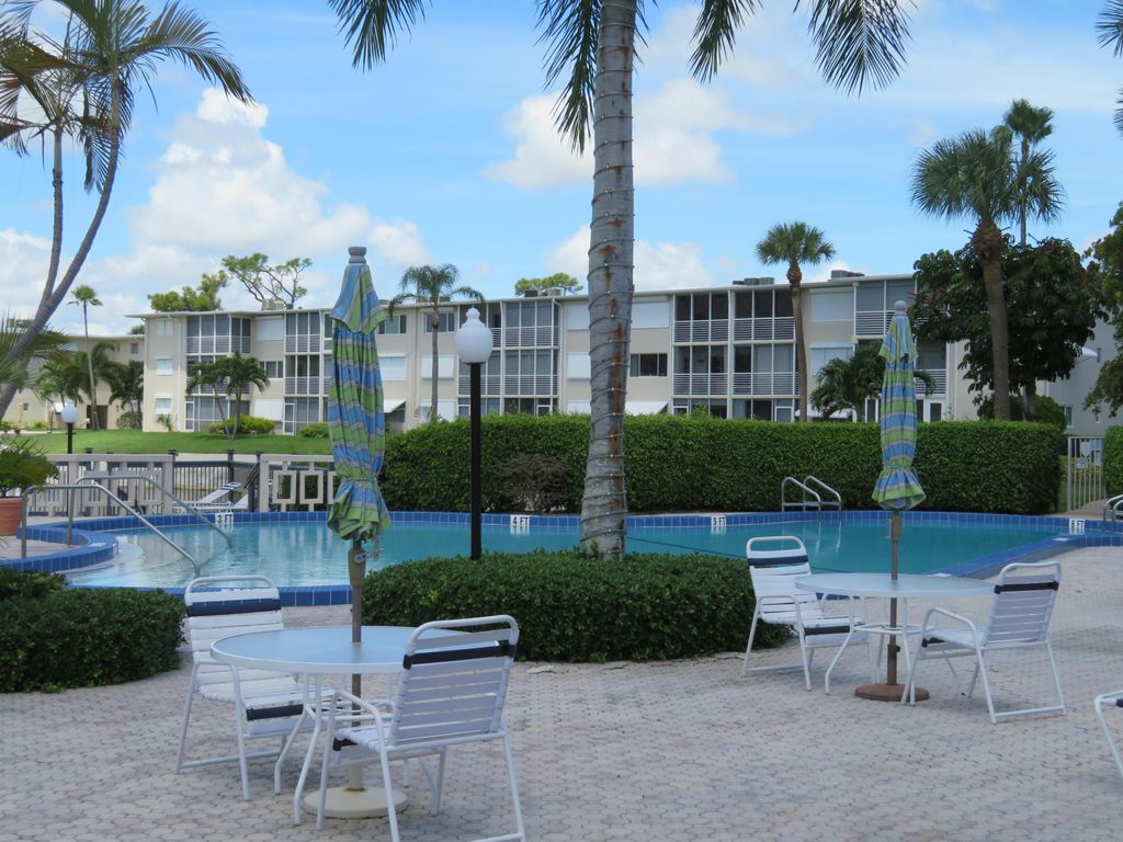 Photo of 2682 Garden Drive S #301, Lake Worth, FL 33461 (MLS # R10984108)