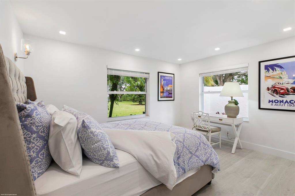 PADDOCK PARK 2 OF WELLING - Residential