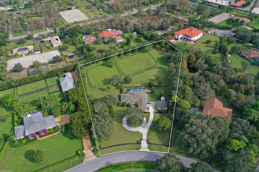 PADDOCK PARK 2 OF WELLING - Residential