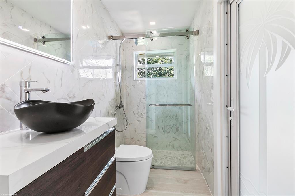 PADDOCK PARK 2 OF WELLING - Residential