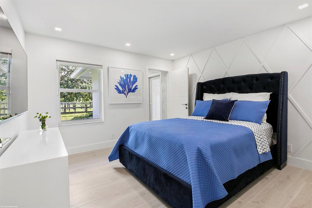 PADDOCK PARK 2 OF WELLING - Residential