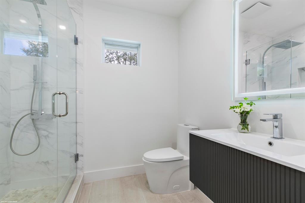 PADDOCK PARK 2 OF WELLING - Residential