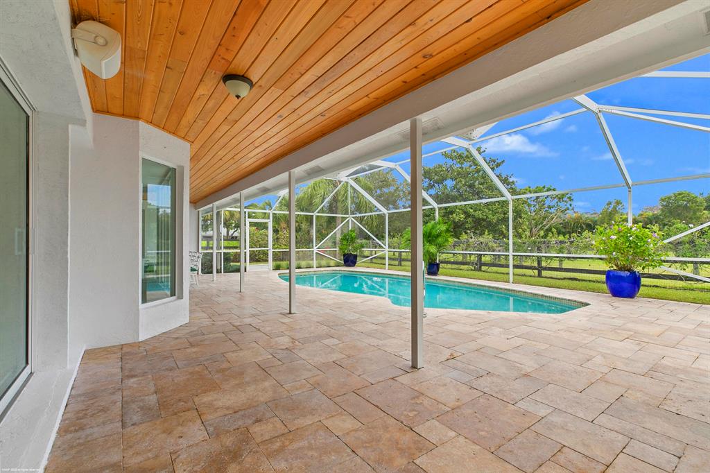 PADDOCK PARK 2 OF WELLING - Residential