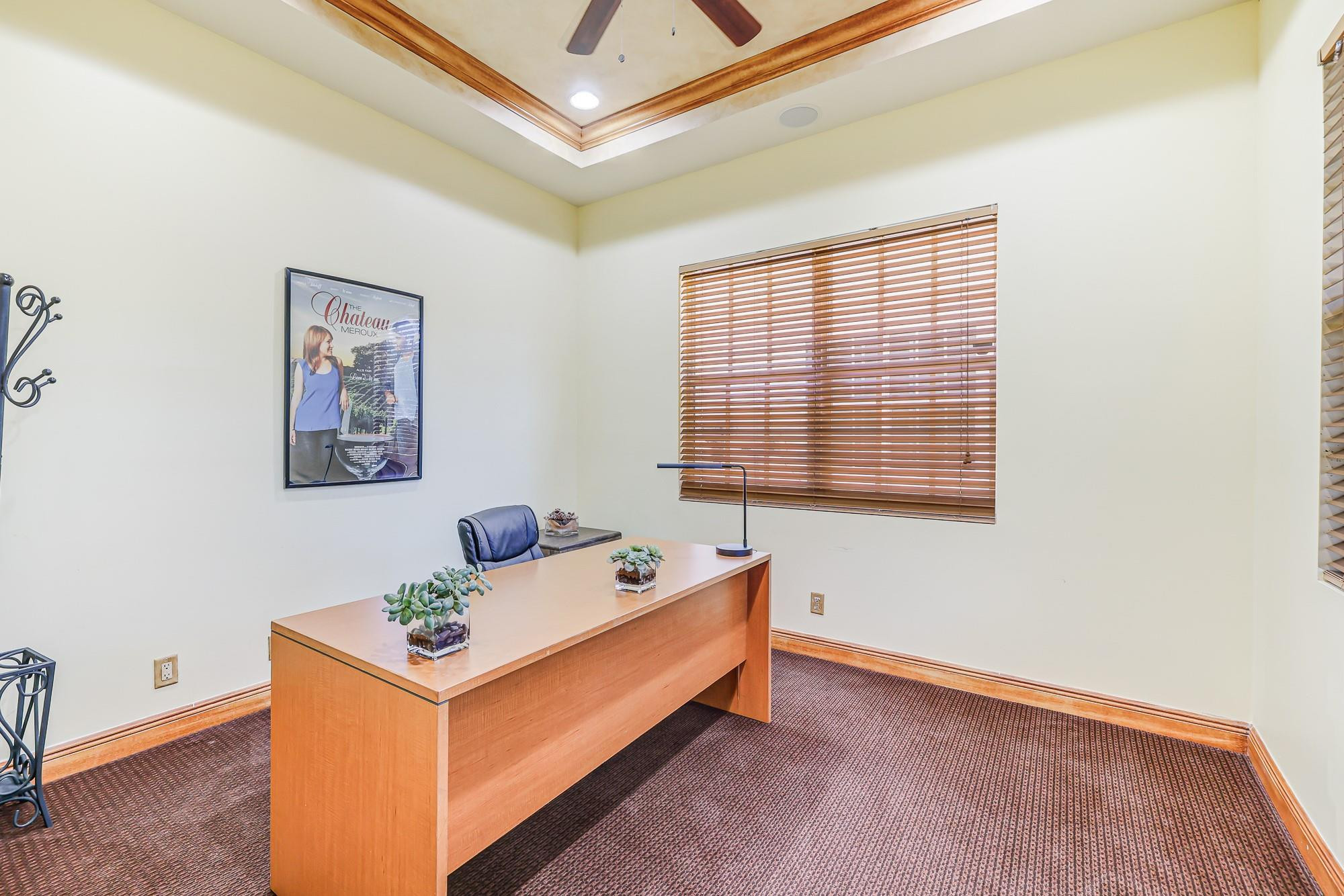 Petite - Residential