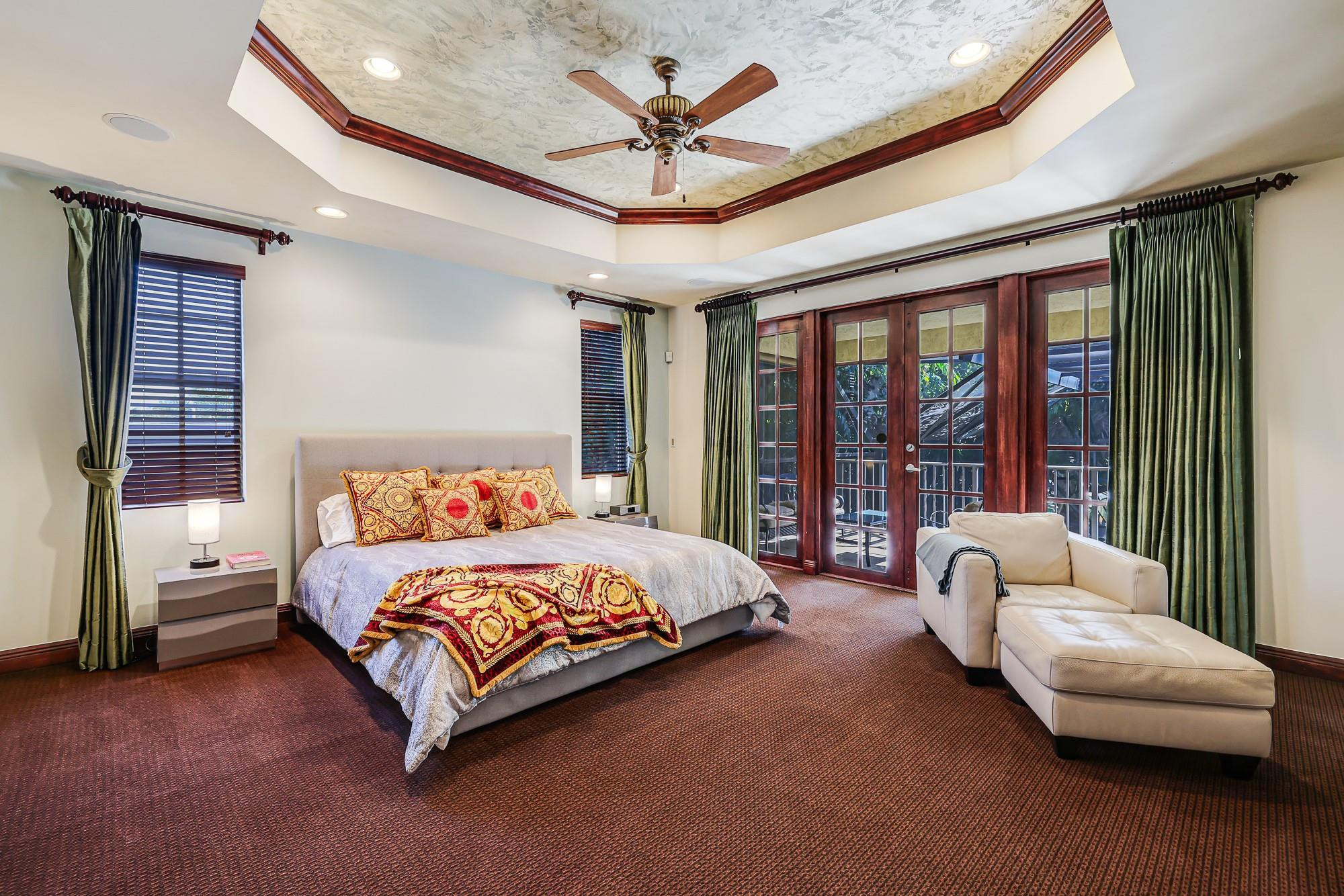 Petite - Residential