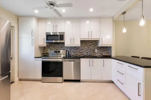1700 Dover Road Unit 204-A, Delray Beach, FL MLS: R11089530