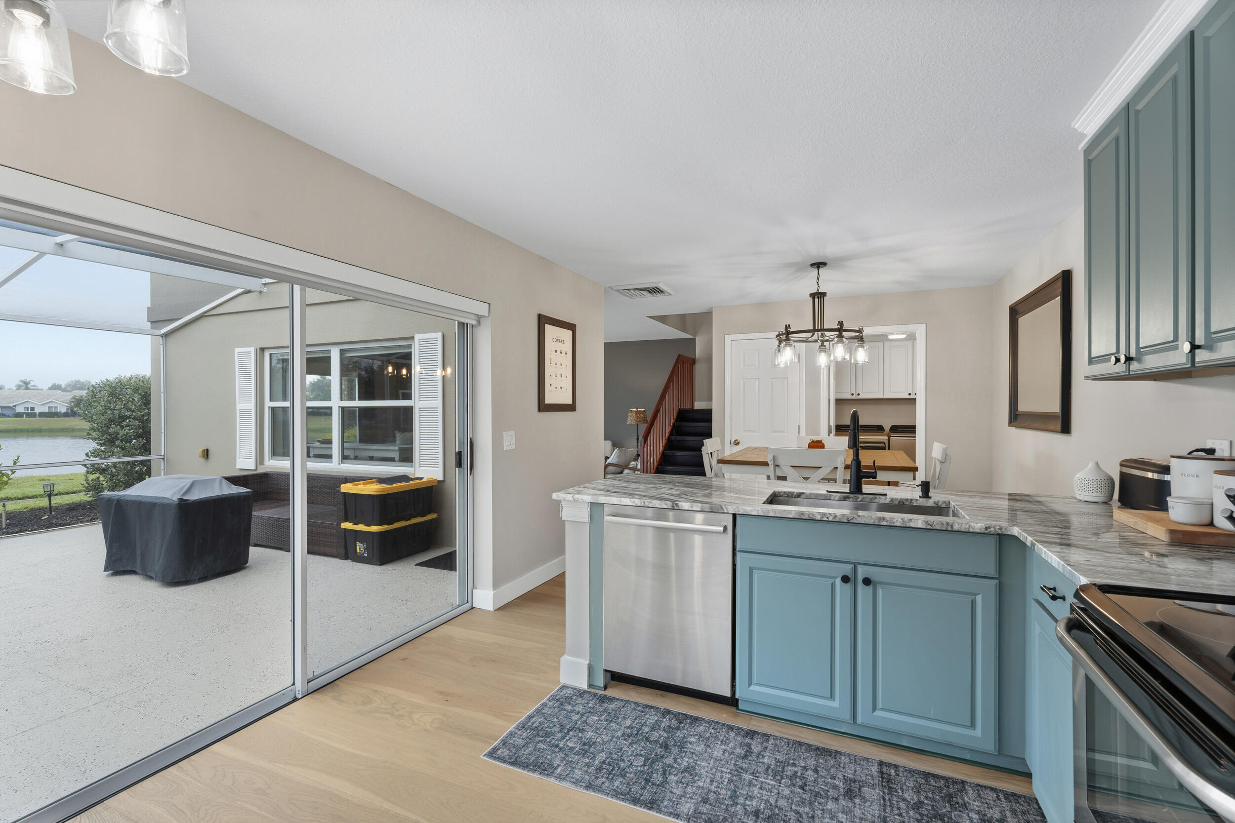 STAMFORD AT SUNSET TRACE - Residential