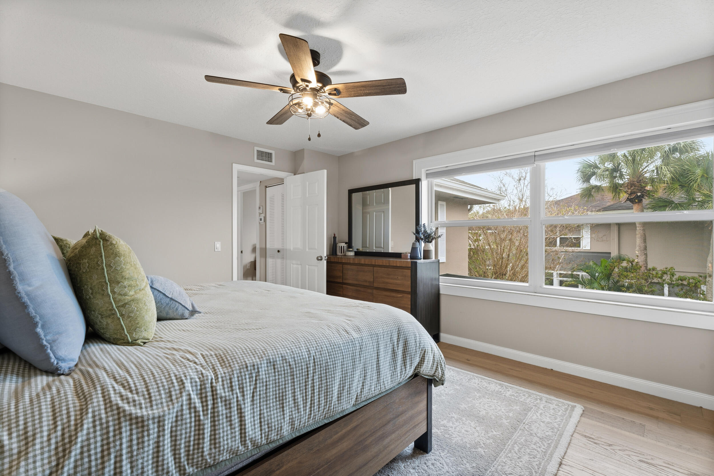 STAMFORD AT SUNSET TRACE - Residential