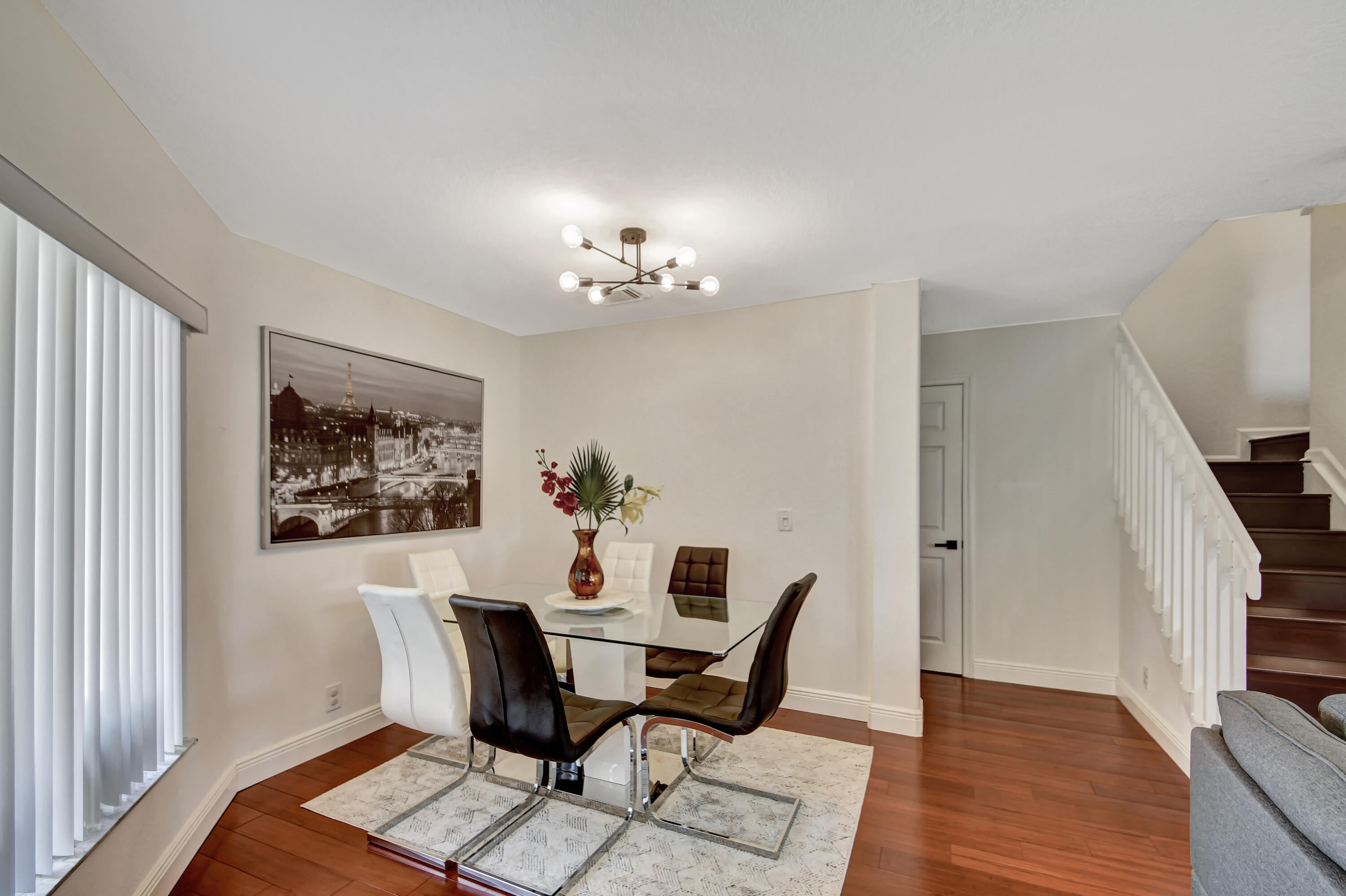 RENAISSANCE - Residential