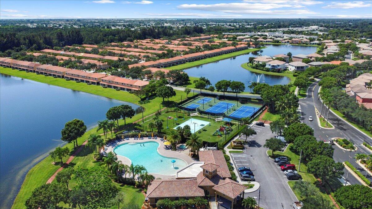 RENAISSANCE - Residential