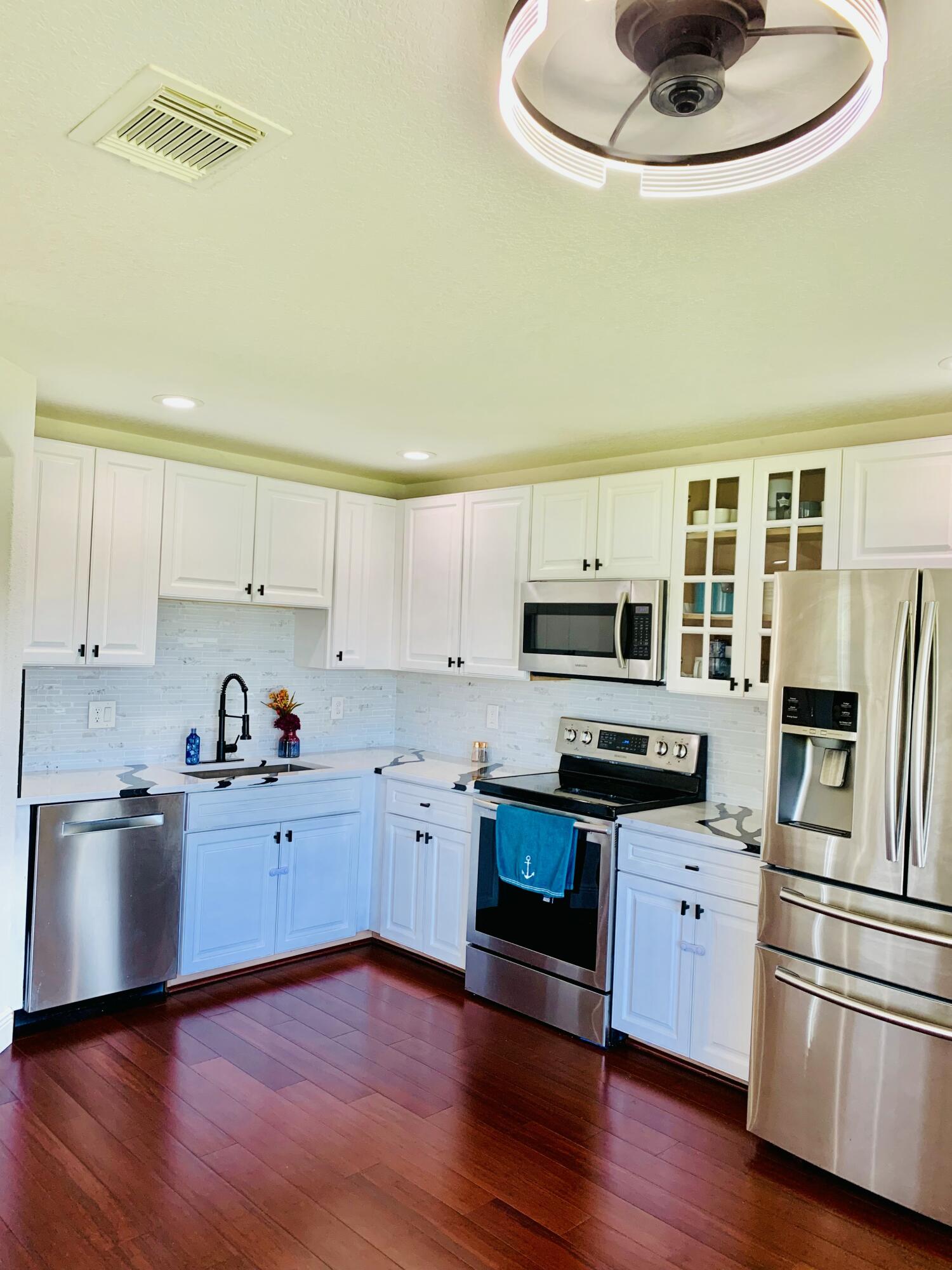 RENAISSANCE - Residential