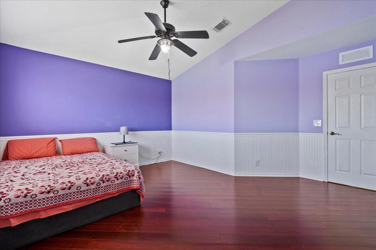 RENAISSANCE - Residential