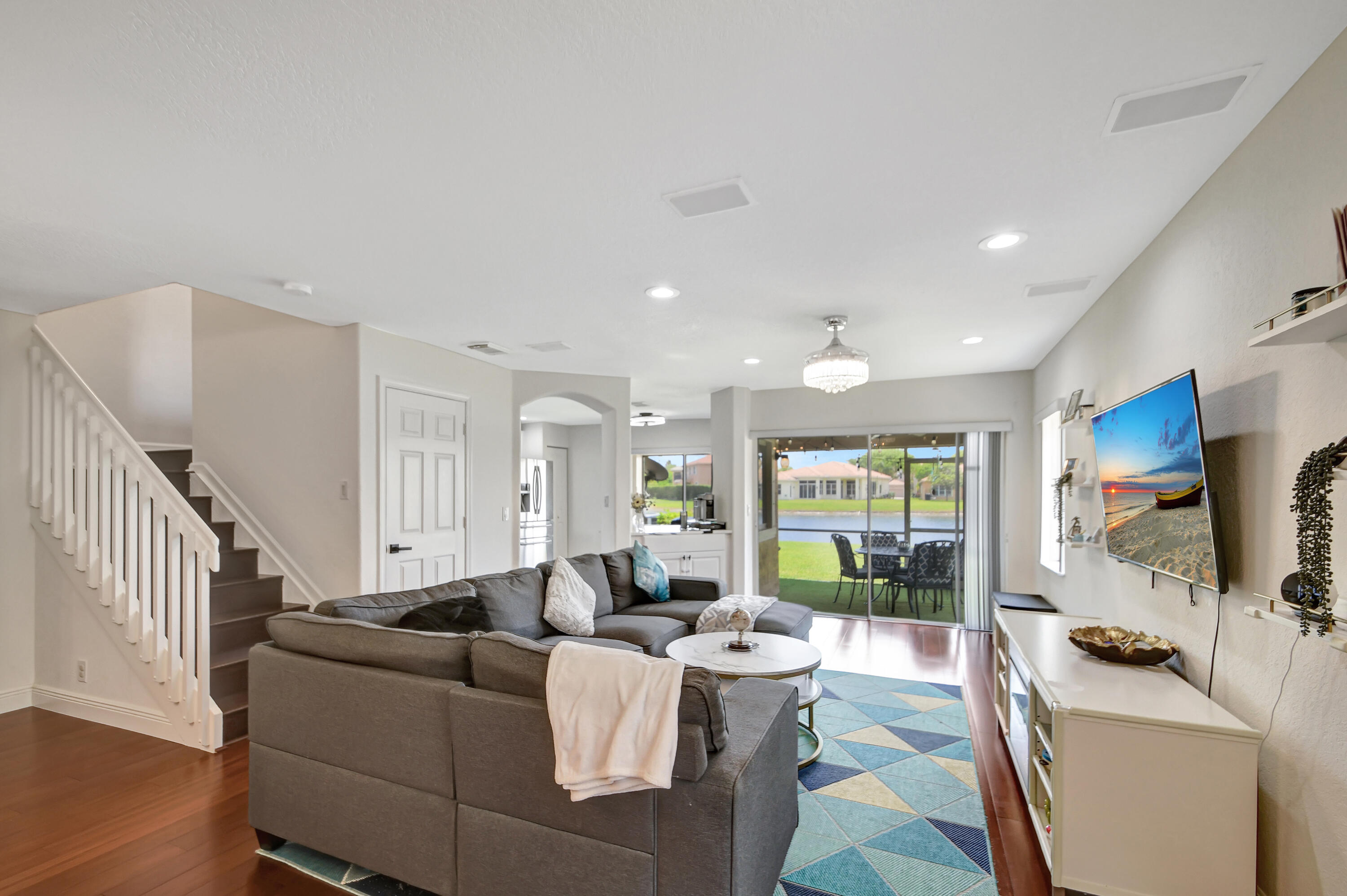 RENAISSANCE - Residential