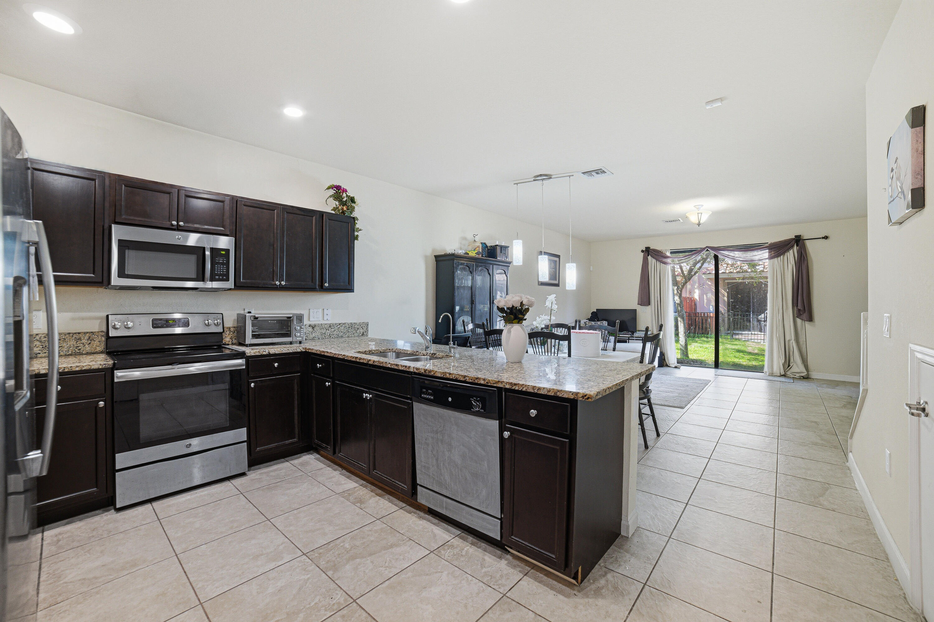 CHELSEA PLACE - Residential