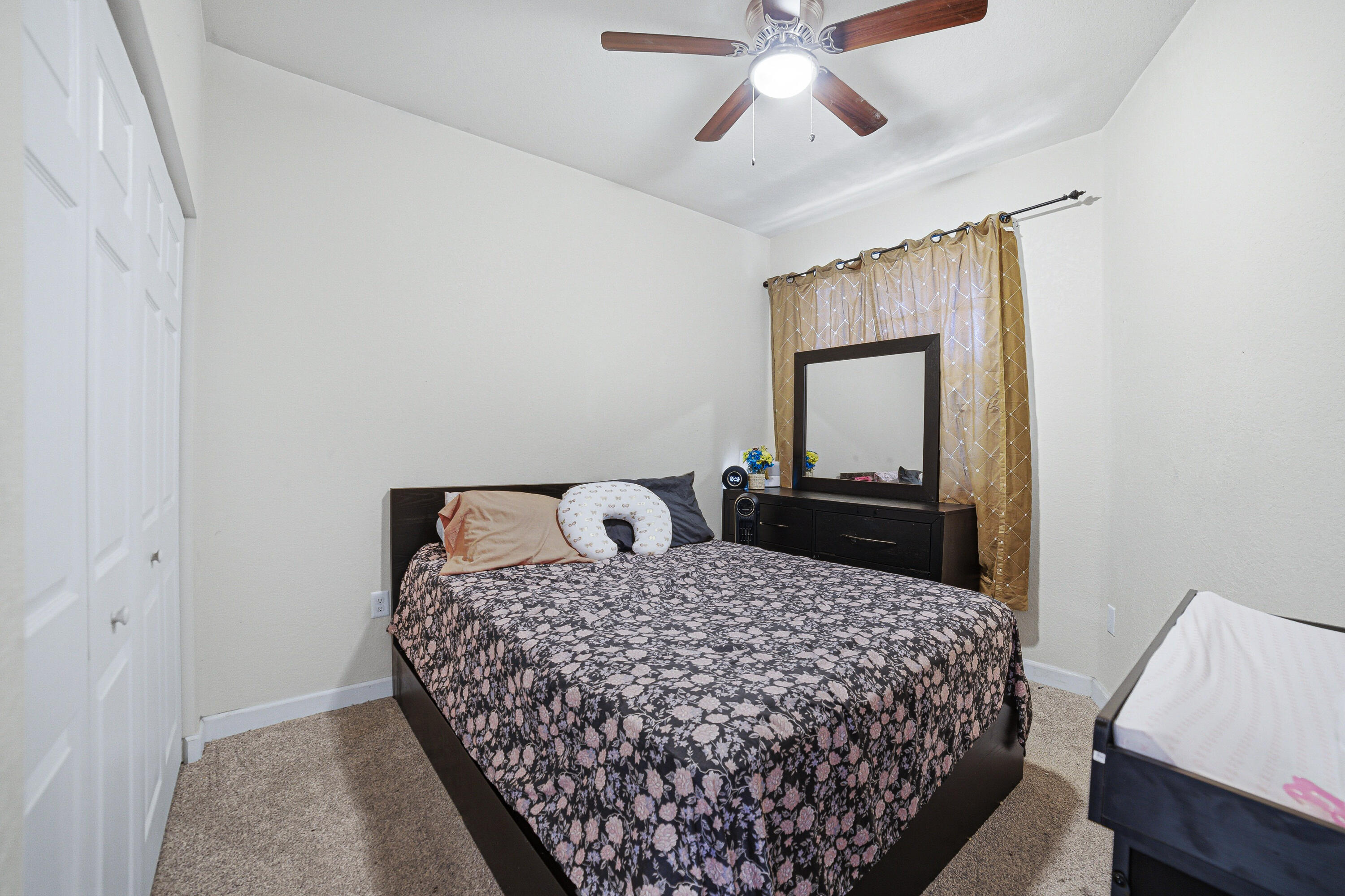 CHELSEA PLACE - Residential