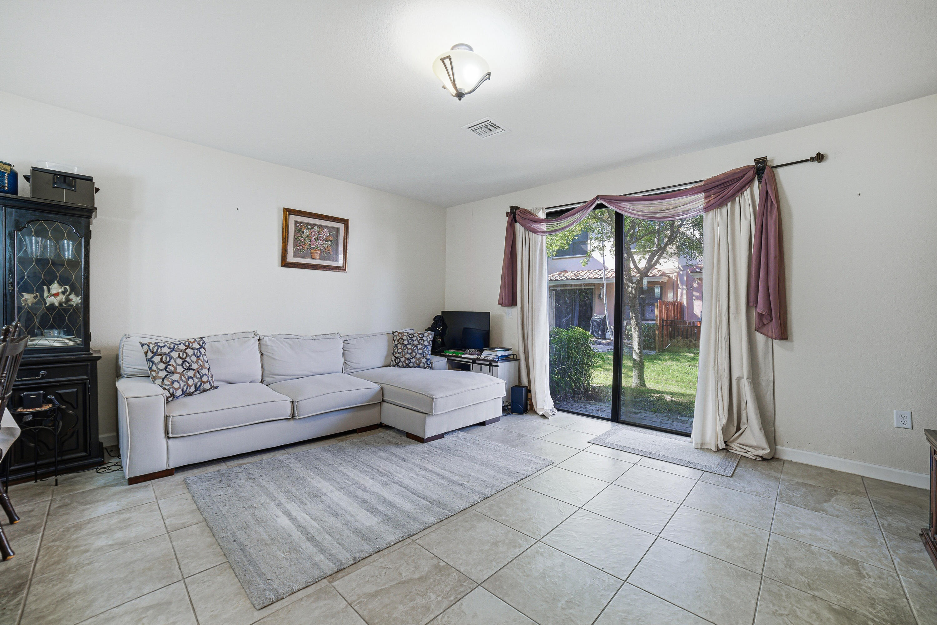 CHELSEA PLACE - Residential