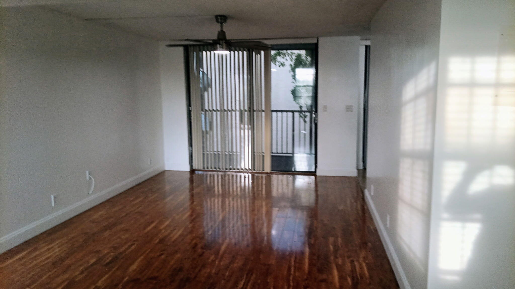 3550 BLUE LAKE Drive 405