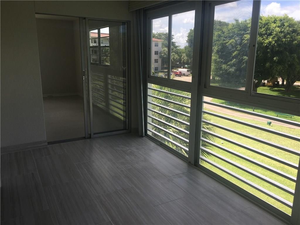 WYNMOOR - Residential