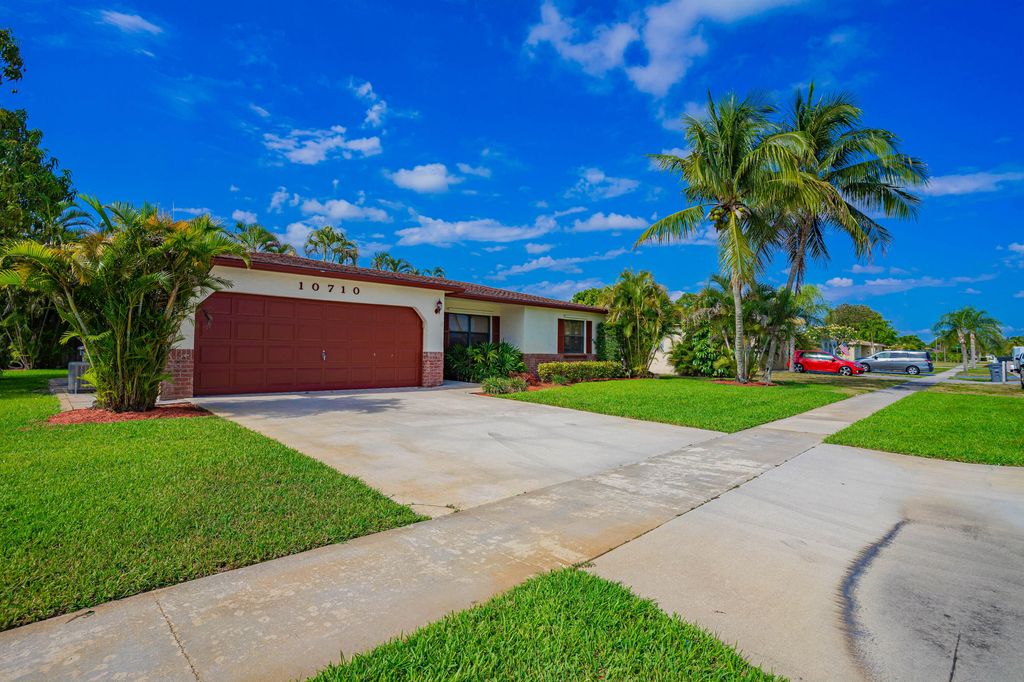 Photo of 10710 Eureka Street, Boca Raton, FL 33428 (MLS # R10794709)