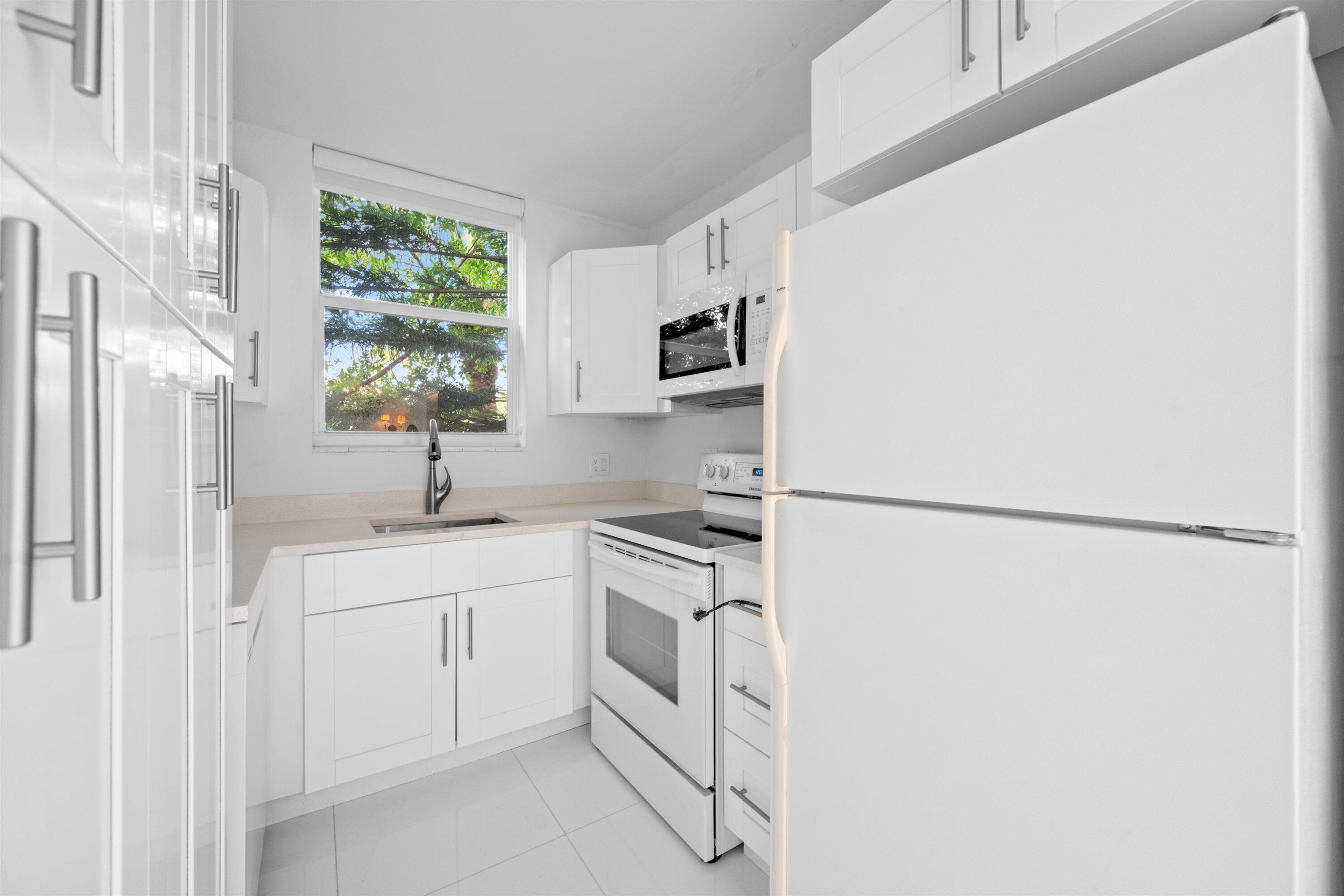 PERUVIAN TERRACE CONDO - Residential