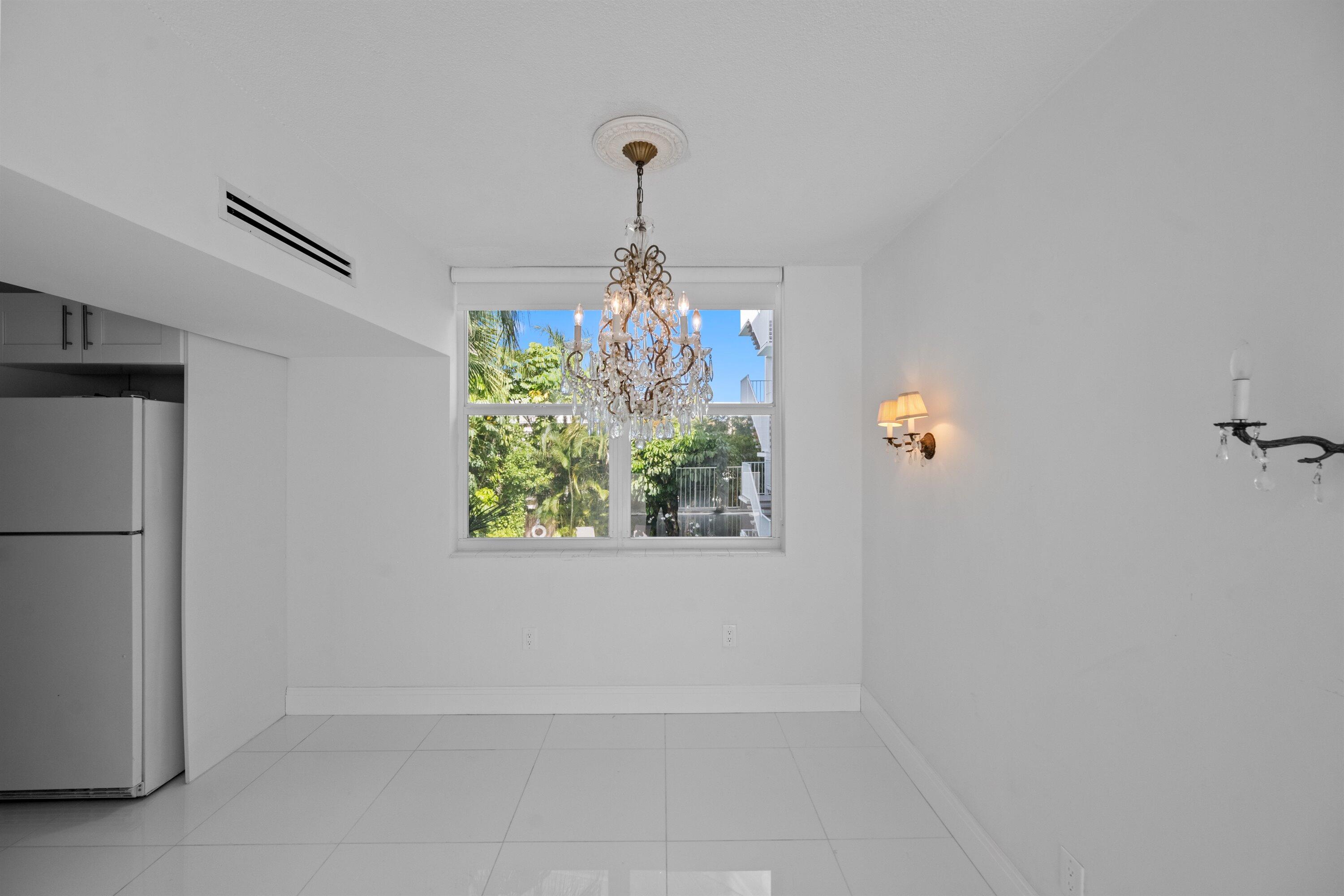 PERUVIAN TERRACE CONDO - Residential