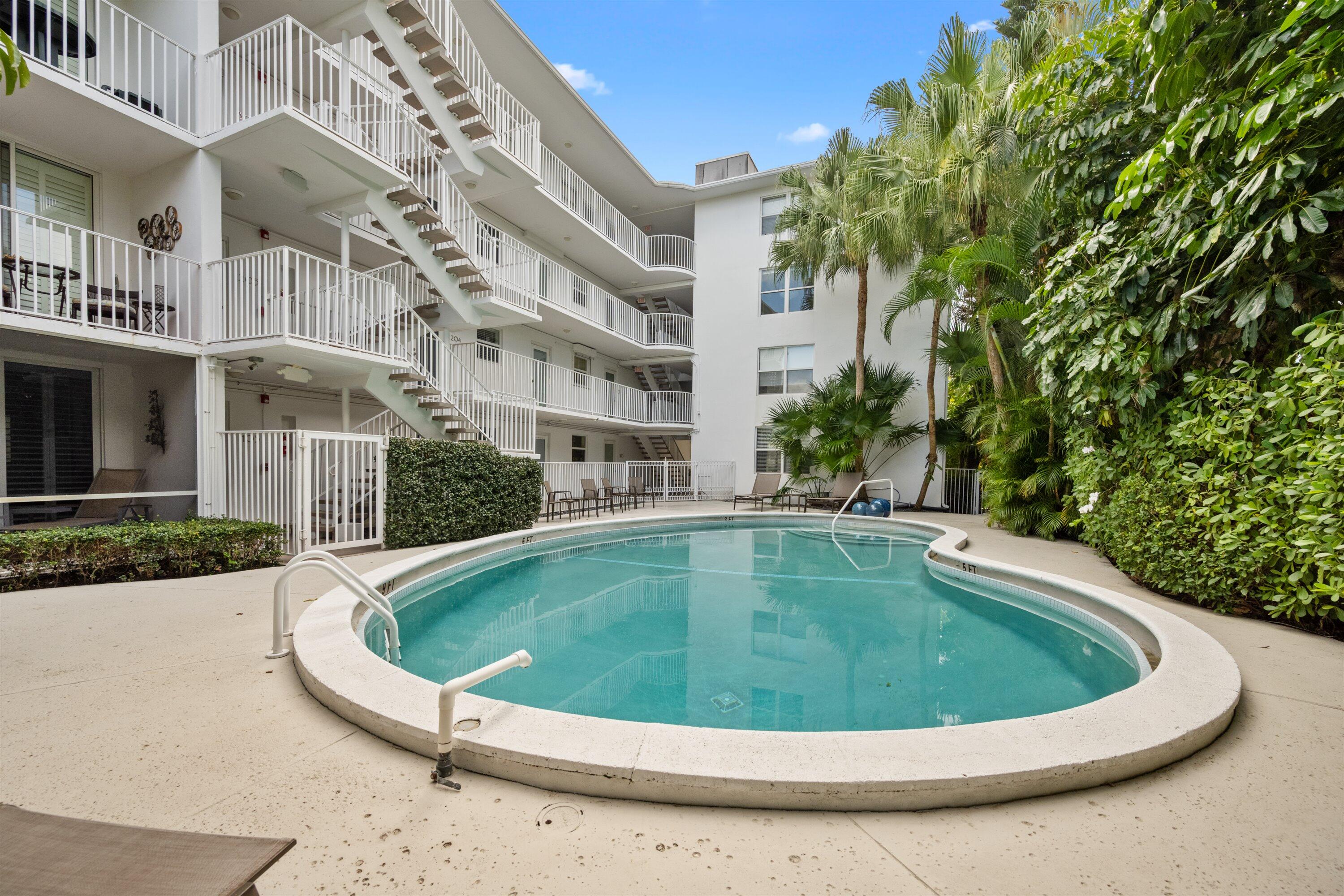 PERUVIAN TERRACE CONDO - Residential