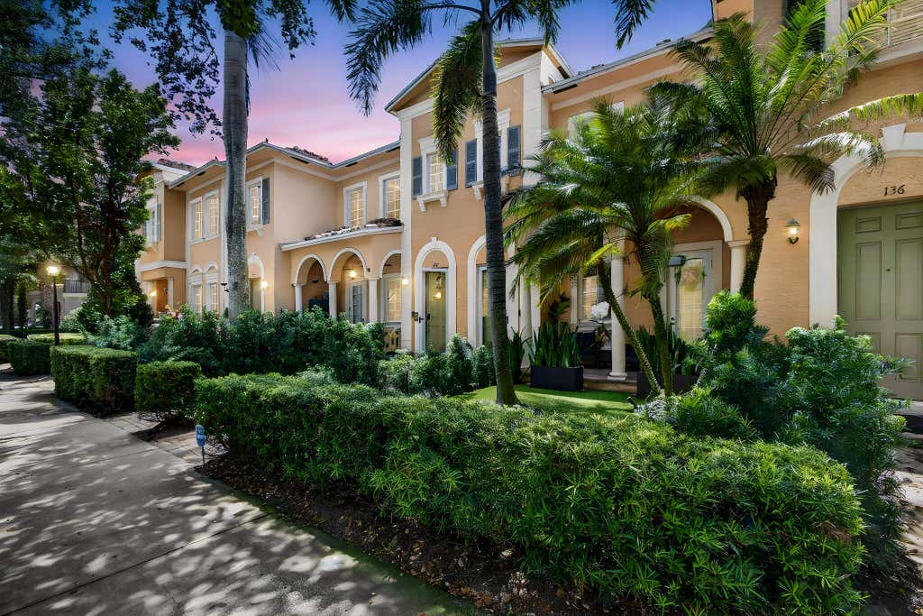 Photo of 132 Midleton Way, Jupiter, FL 33458 (MLS # B26040590)