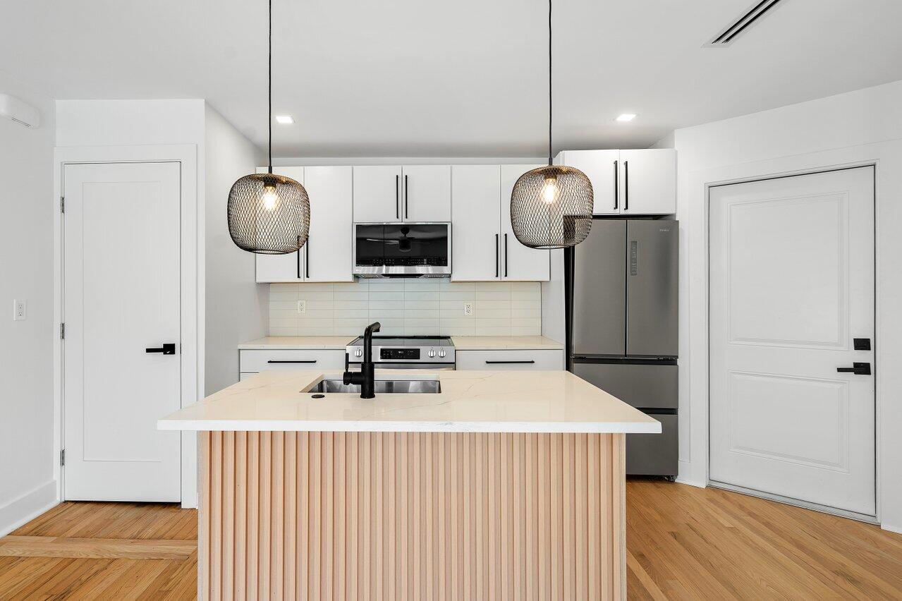 DEL IDA PARK - Residential Lease