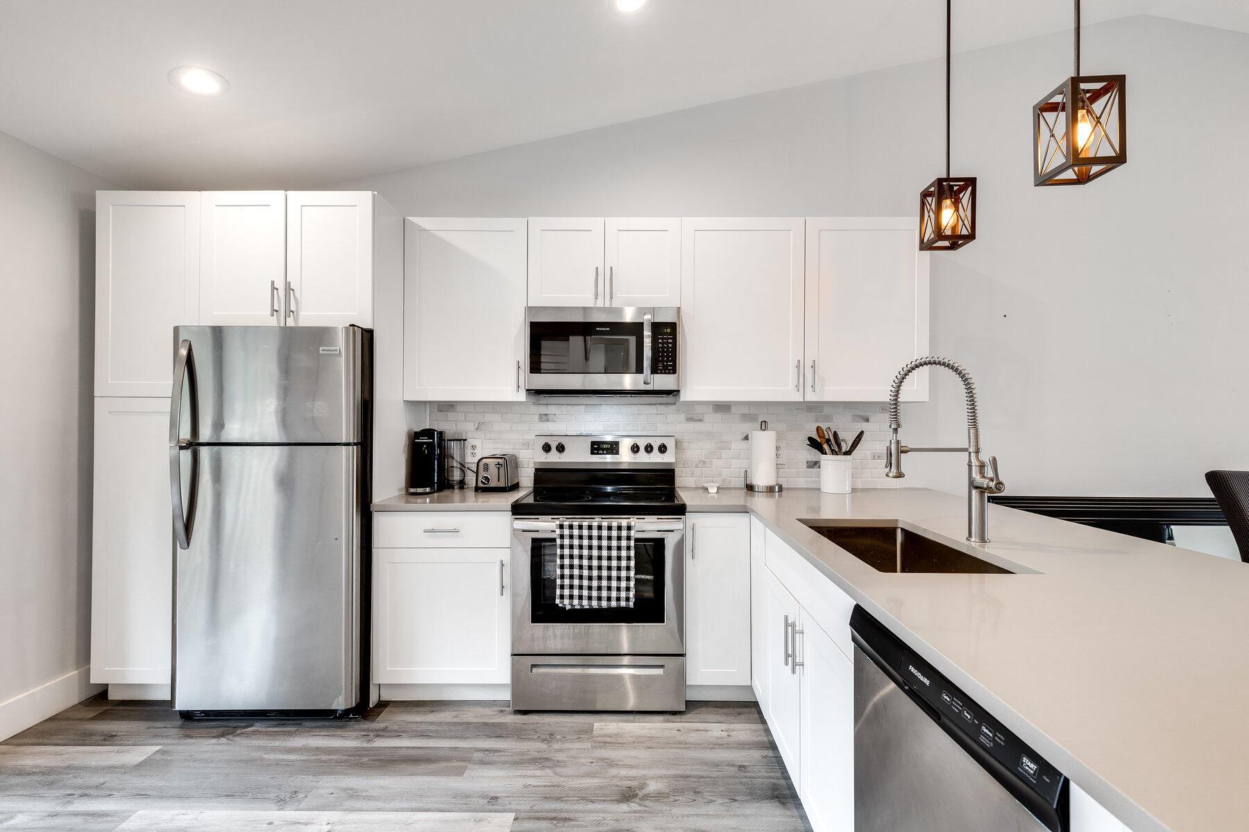 SHEFFIELD WOODS AT WELLIN - Residential Lease