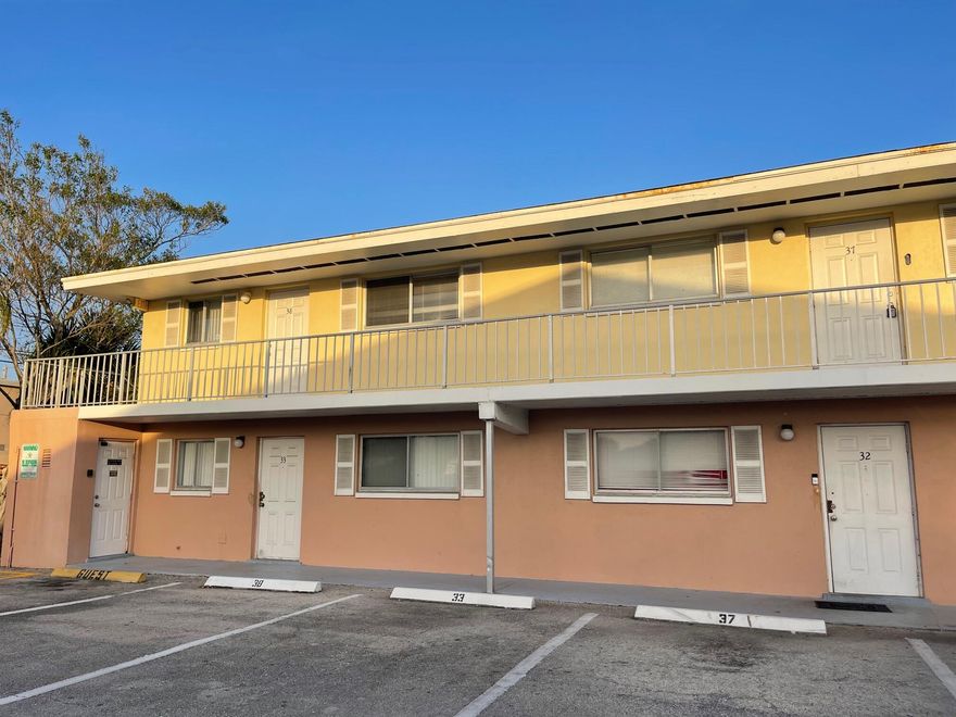 Newly renovated spacious 2 bed, 1 bath. Updated vinyl flooring throughout. Freshly painted apartment. The Kitchen has airy feel. WASHER AND DRYER INSIDE THE UNIT!! Walk in closets for both bedrooms. Nice Community pool is 10 steps away. Private balcony yours to decorate. There is 1 assigned parking space and plenty of guest parking available. Water is included! Schedule your showing today :)