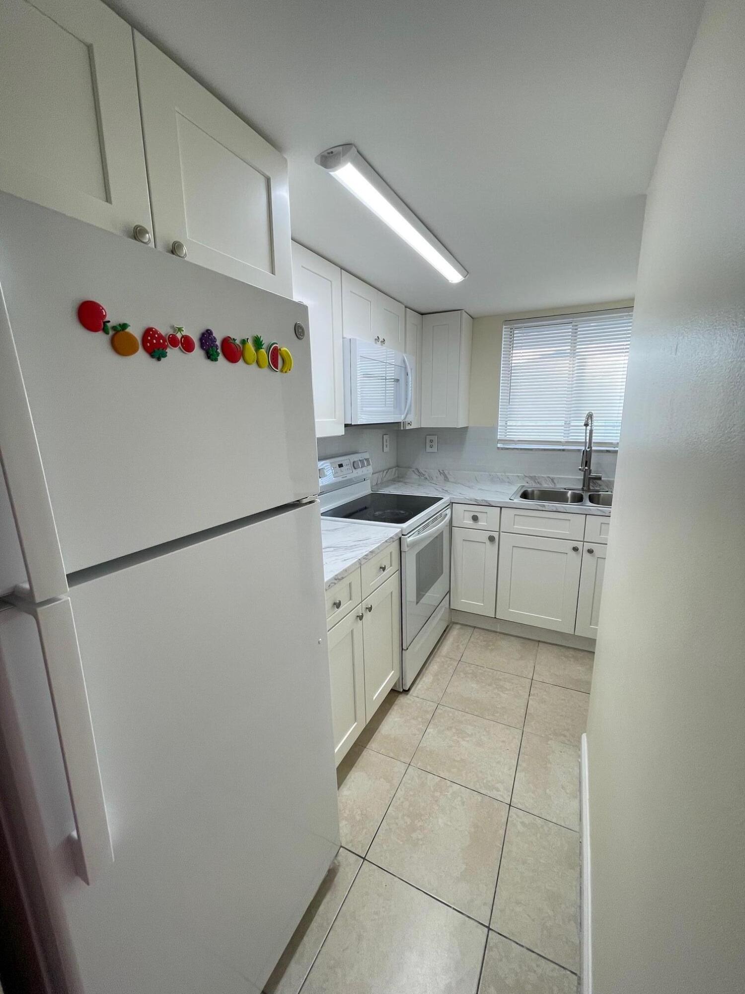 APARTMENTS AT TIMBERLAKE CONDO - Residential Lease