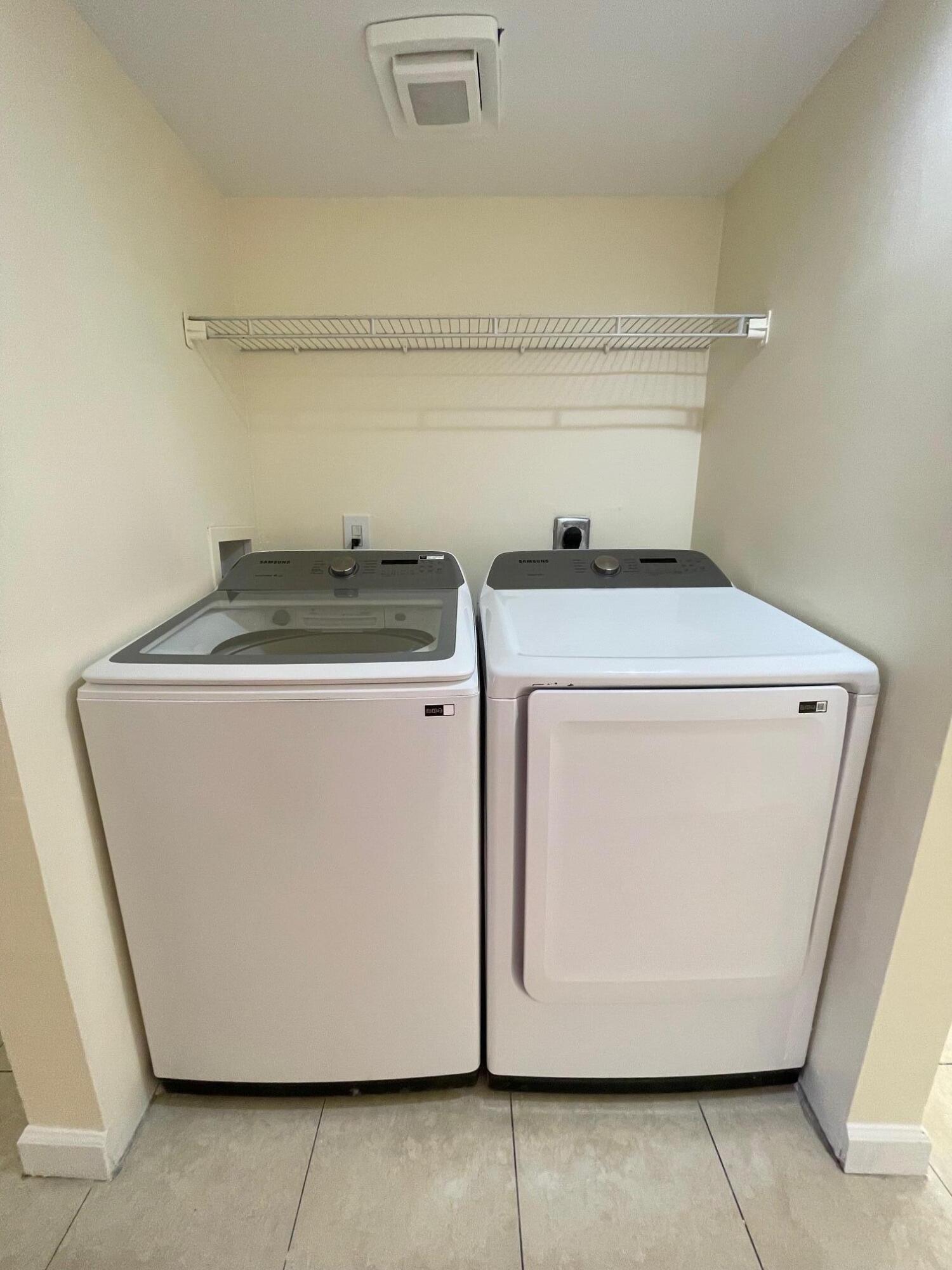 APARTMENTS AT TIMBERLAKE CONDO - Residential Lease